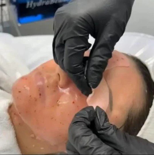 Toronto's Dedicated Luxury Facial Spa